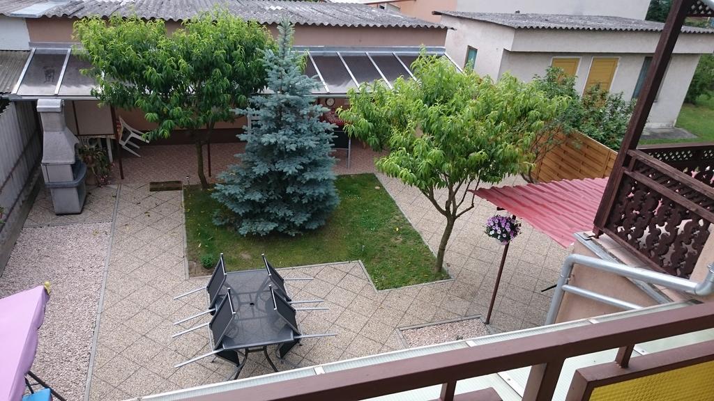 Apartman Edit Harkány Екстериор снимка